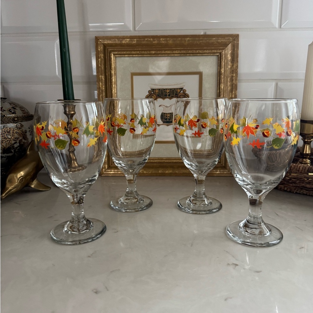 Vintage LIBBEY Crisa Autumn Leaves & Acorns Water Wine Goblets Stemware Set of 4